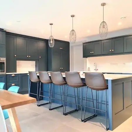 فيلة Exquisite Luxury - Sleeps 10